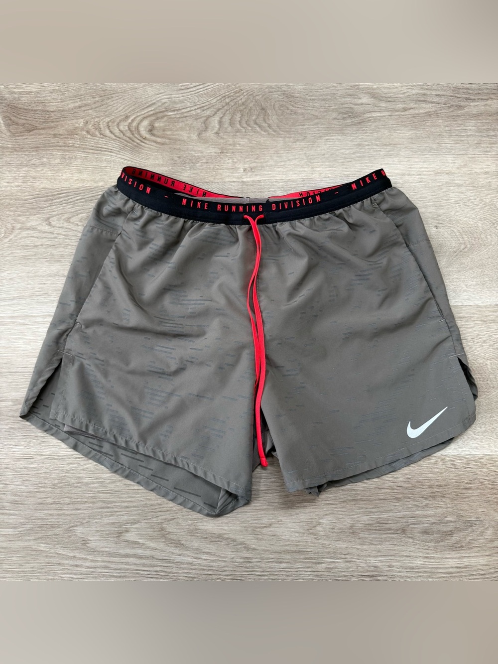 Nike Flex Stride Dri-Fit Run Division 2-in-1 Reflective shorts Men’s Size M